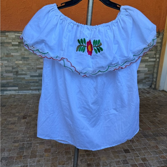 Mexican embroided off the shoulder tops - Picture 3 of 5